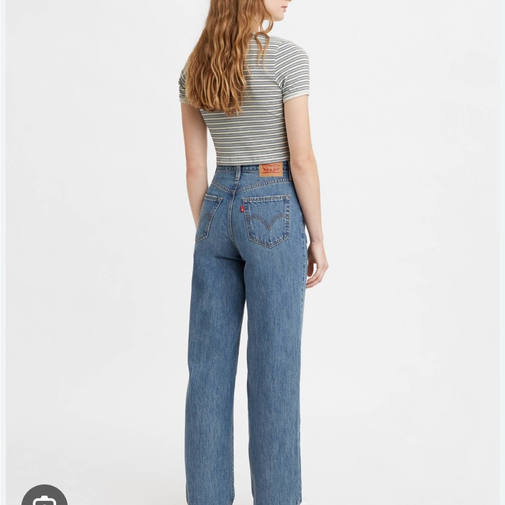 Levi's Women's Classic Straight Leg Blue Jeans